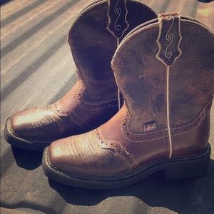 Justin Cowgirl Boot